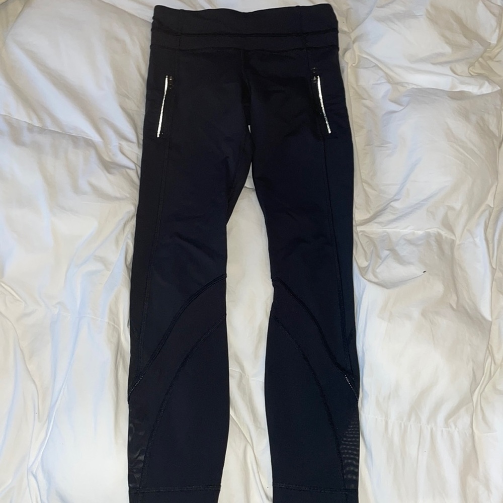 Lululemon black leggings